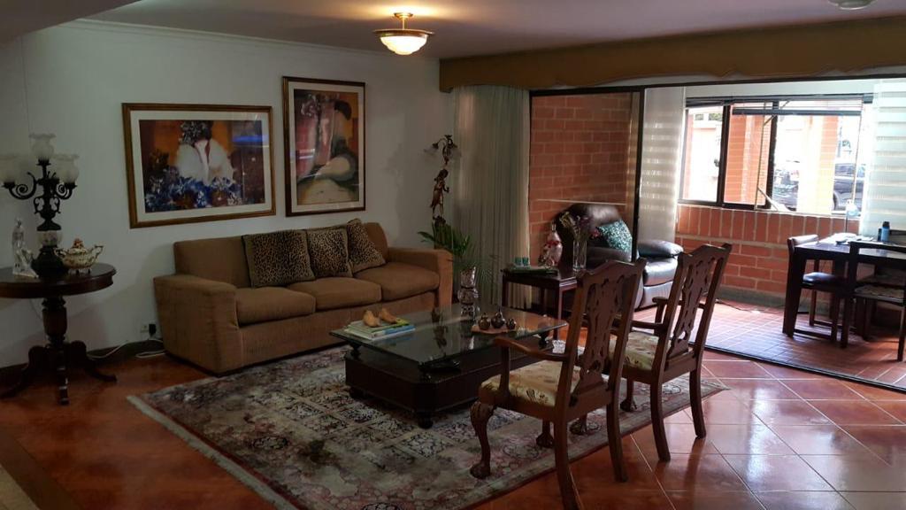 Antioquia, 3 Habitaciones Habitaciones, ,2 BathroomsBathrooms,Apartamento,Para Venta,Edif San Lorenzo,1007